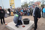 Für die neue Sporthalle der Regelschule Ellrich wurde heute der Grundstein gelegt (Foto: Angelo Glashagel) Für die neue Sporthalle der Regelschule Ellrich wurde heute der Grundstein gelegt (Foto: Angelo Glashagel)