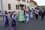 Fliederkrone wurde gesetzt (Foto: Karl-Heinz Herrmann)