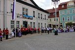 Fliederkrone wurde gesetzt (Foto: Karl-Heinz Herrmann)