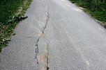 Jetzt schon Baum&auml;ngel am neuen Radweg? (Foto: Karl-Heinz Herrmann)