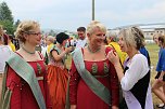 Impressionen vom Lindenblütenfest (Foto: Karl-Heinz Herrmann) Impressionen vom Lindenblütenfest (Foto: Karl-Heinz Herrmann)
