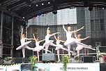 Die Eleven des Tanzstudio Radeva auf dem 47. Rolandsfest (Foto: D. Radev) Die Eleven des Tanzstudio Radeva auf dem 47. Rolandsfest (Foto: D. Radev)