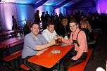 Gewichtiger Gast zum Oktoberfest im Autohaus Peter (Foto: AHP/Fischer) Gewichtiger Gast zum Oktoberfest im Autohaus Peter (Foto: AHP/Fischer)