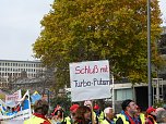 Demonstranten machten Druck (Foto: Harald Buntfu&szlig;)