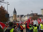 Demonstranten machten Druck (Foto: Harald Buntfu&szlig;)