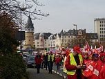 Demonstranten machten Druck (Foto: Harald Buntfu&szlig;)