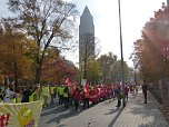 Demonstranten machten Druck (Foto: Harald Buntfu&szlig;)