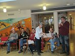 Die Lebenshilfe trat gestern mit kleinem Programm im St. Jakob auf (Foto: Ingrid Krug)