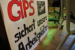 Die Vertreter der Gipsindustrie stellten sich am Nachmittag der Bev&ouml;lkerung (Foto: Angelo Glashagel)