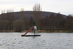 Weihnachtstauchen am Bebraer Teich (Foto: Karl-Heinz Herrmann) Weihnachtstauchen am Bebraer Teich (Foto: Karl-Heinz Herrmann)