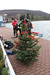 Weihnachtstauchen am Bebraer Teich (Foto: Karl-Heinz Herrmann) Weihnachtstauchen am Bebraer Teich (Foto: Karl-Heinz Herrmann)