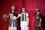 Das Krippenspiel mit Olaf Schubert sorgte im Theater Nordhausen wieder f&uuml;r ein volles Haus (Foto: Angelo Glashagel)