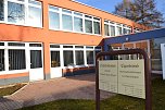 Hettstedts sch&ouml;ne, lichtdurchflutete Stadtbibliothek "Gottfried August B&uuml;rger" ist Gastgeber vieler Leseveranstaltungen, aber auch mancher Wettbewerbe, wie zum Beispiel die "Lesekrone 2015" des Friedrich-B&ouml;decker-Kreises in Sachsen-Anhalt. (Foto: Jochen Miche)