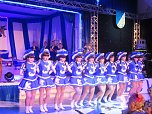 Narrenvolk feiert in Bebra (Foto: Karnevalslverein Blau-Weiss)