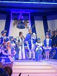 Narrenvolk feiert in Bebra (Foto: Karnevalslverein Blau-Weiss)