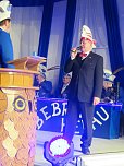 Narrenvolk feiert in Bebra (Foto: Karnevalslverein Blau-Weiss)