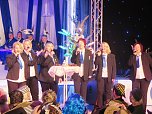 Narrenvolk feiert in Bebra (Foto: Karnevalslverein Blau-Weiss)