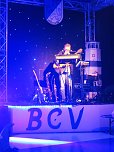 Narrenvolk feiert in Bebra (Foto: Karnevalslverein Blau-Weiss)