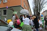 N&auml;rrinnen und Narren trotzen Wetter (1) (Foto: Karl-Heinz Herrmann)