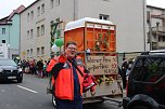 N&auml;rrinnen und Narren trotzen Wetter (1) (Foto: Karl-Heinz Herrmann)