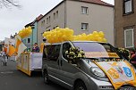 N&auml;rrinnen und Narren trotzen Wetter (1) (Foto: Karl-Heinz Herrmann)