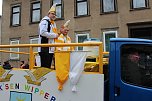 N&auml;rrinnen und Narren trotzen Wetter (1) (Foto: Karl-Heinz Herrmann)