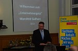 FDP-Kreisvorsitzender Harald Oster begrüßte das Publikum und erklärte die Gründe für den Wechsel vom "Innovationspreis" zum "Unternehmergeist". (Foto: Jochen Miche) FDP-Kreisvorsitzender Harald Oster begrüßte das Publikum und erklärte die Gründe für den Wechsel vom "Innovationspreis" zum "Unternehmergeist". (Foto: Jochen Miche)