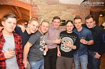 Party im Jugendclubhaus (Foto: Belvedere Media Agentur)