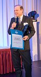 Dr. Clemens Ritter von Kempski bedankt sich bei Jury und Publikum f&uuml;r die gro&szlig;e Auszeichnung. (Foto: Privat)