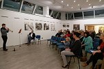 Roter Faden in der Galerie in der Kreissparkasse Nordhausen (Foto: nnz)