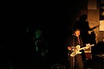 Geburtagsparty mit Rock und Dudelsack - vor der Frauenbergkirche wurde gestern f&uuml;r einen guten Zweck gefeiert (Foto: Angelo Glashagel)