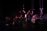 No money - pure honey - die Kinder des Zirkus Zappelini zeigten am Abend, was sie drauf haben (Foto: Angelo Glashagel) No money - pure honey - die Kinder des Zirkus Zappelini zeigten am Abend, was sie drauf haben (Foto: Angelo Glashagel)