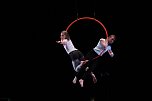 No money - pure honey - die Kinder des Zirkus Zappelini zeigten am Abend, was sie drauf haben (Foto: Angelo Glashagel) No money - pure honey - die Kinder des Zirkus Zappelini zeigten am Abend, was sie drauf haben (Foto: Angelo Glashagel)