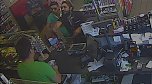 Betr&uuml;ger gesucht - wer kennt diese beiden M&auml;nner (Foto: Landespolizeiinspektion Nordhausen)