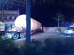 Schwertransport mit Ziel Brasilien auf Nordhausens Stra&szlig;en (Foto: Frank Meier)