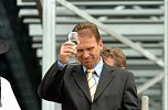 Juni: Dieter Althaus besucht Richtfest bei Klemme (Foto: Wiethoff)