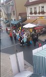 Erste Regenwand unsch&ouml;n f&uuml;r den Zwiebelmarkt (Foto: Privat)