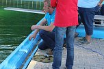 Taucher im Schwimmbad im Einsatz (Foto: Karl-Heinz Herrmann)