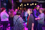 Party im Jugendclubhaus (Foto: Belvedere Media Agentur)
