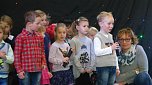 �. und seine Freunde von der Kita Tierh&auml;uschen erhielten viel Applaus f&uuml;r ihre Lieder und Gedichte. (Foto: Autohaus Peter/Wiesner)