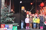 Weihnachtsmarkt Sondershausen eröffnet (Foto: Karl-Heinz Herrmann) Weihnachtsmarkt Sondershausen eröffnet (Foto: Karl-Heinz Herrmann)