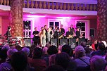Mit der Little Big Band in die Weihnacht (Foto: Karl-Heinz Herrmann) Mit der Little Big Band in die Weihnacht (Foto: Karl-Heinz Herrmann)