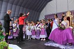 Fliederprinzessin in Amt eingef&uuml;hrt (Foto: Karl-Heinz Herrmann)