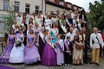 Fliederprinzessin in Amt eingef&uuml;hrt (Foto: Karl-Heinz Herrmann)