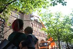 Neue Sonnenuhr angebracht (Foto: Angelo Glashagel)