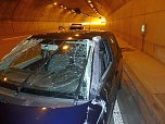 Fliegendes Auto im Tunnel (Foto: API)