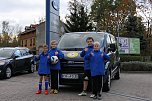 Übergabe eines Teambusses (Foto: Eintracht Sondershausen) Übergabe eines Teambusses (Foto: Eintracht Sondershausen)
