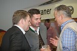 Helmut Peter feierte Geburtstag mit 600 G&auml;sten (Foto: nnz)
