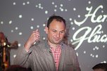 Helmut Peter feierte Geburtstag mit 600 G&auml;sten (Foto: nnz)