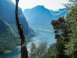 Wandern und Fotografieren (Foto: A. Levi) Wandern und Fotografieren (Foto: A. Levi)